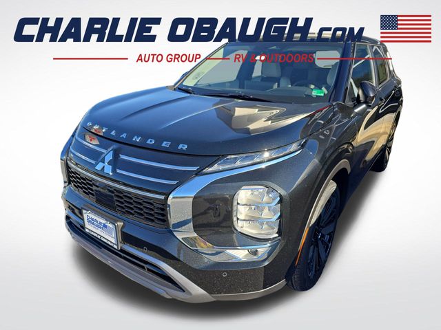 2025 Mitsubishi Outlander SE's photo