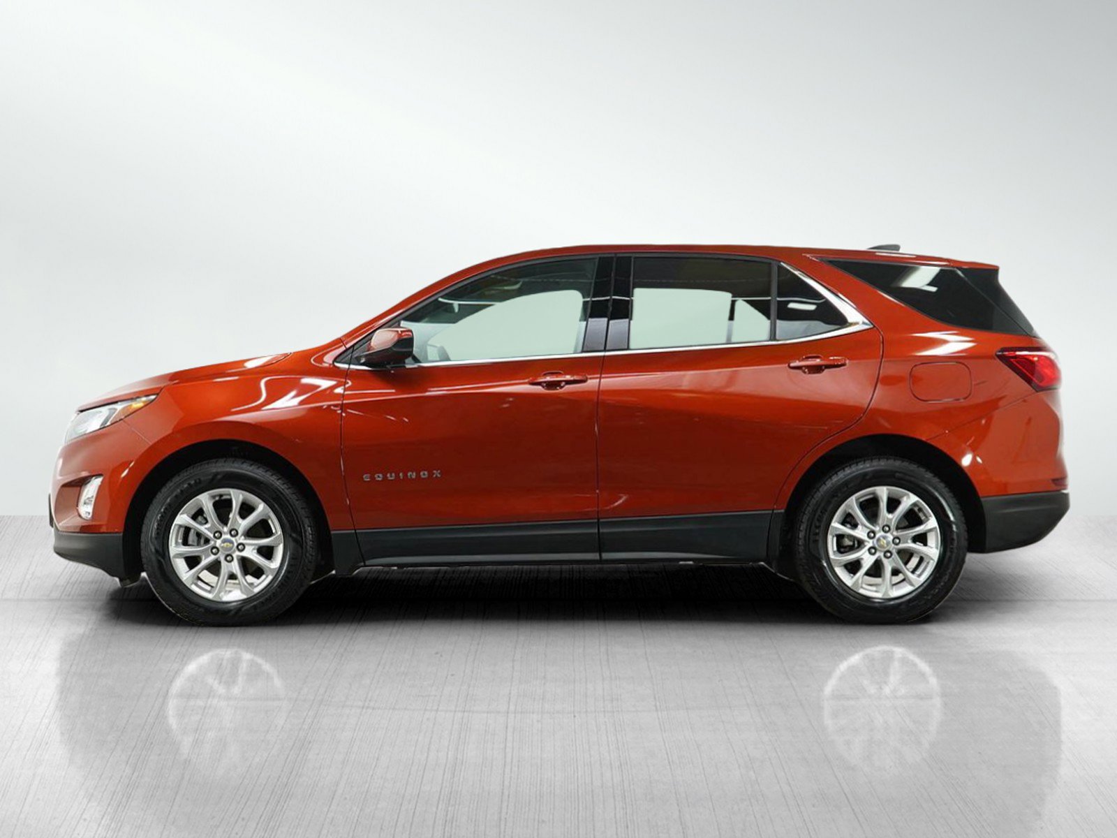 Used 2020 Chevrolet Equinox LT with VIN 2GNAXKEV3L6242798 for sale in White Bear Lake, Minnesota