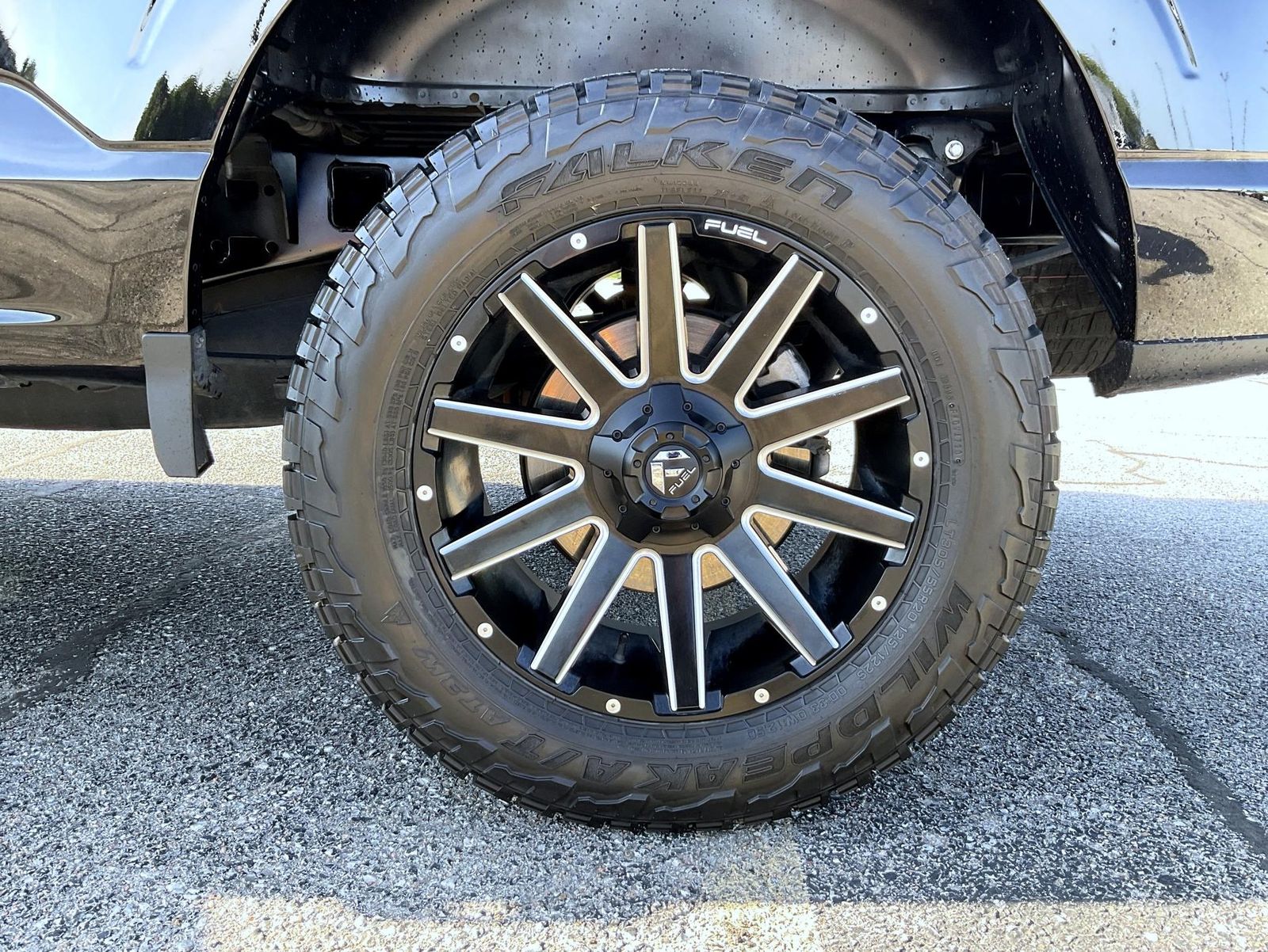 2022 Ford F-150 Lariat photo 22