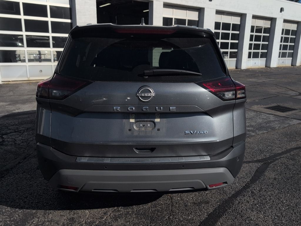 2023 Nissan Rogue SV photo 4