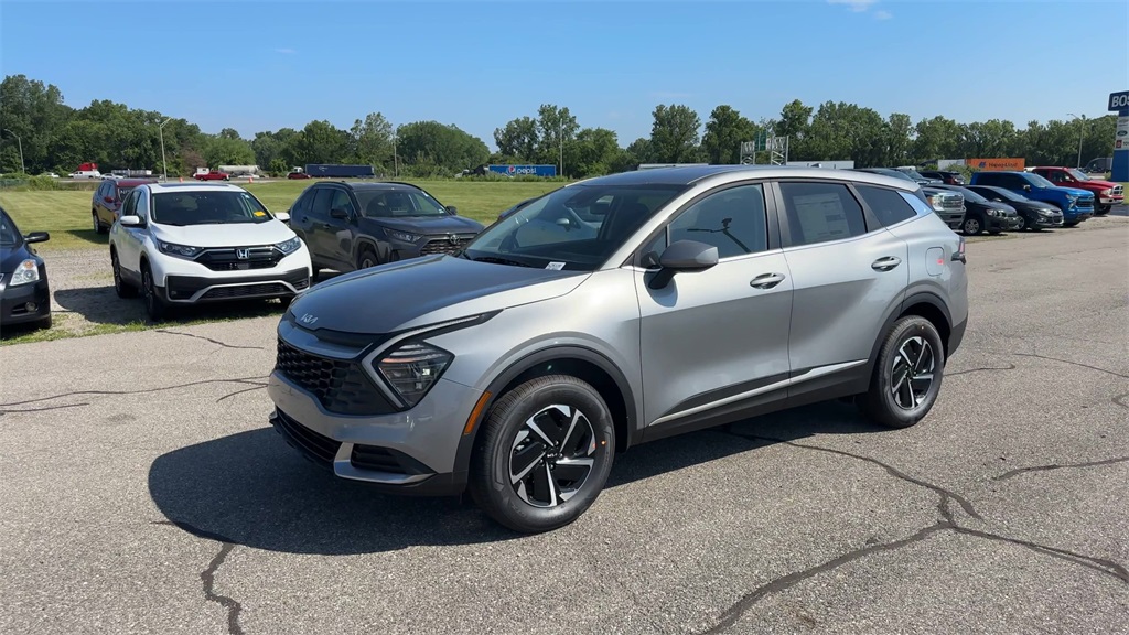 2025 Kia Sportage Hybrid LX photo 4