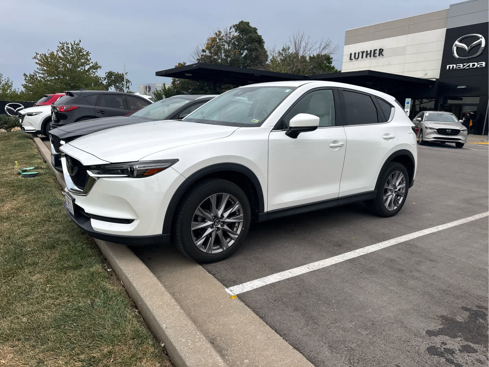 Used 2019 Mazda CX-5 Grand Touring with VIN JM3KFBDM5K0587726 for sale in Kansas City