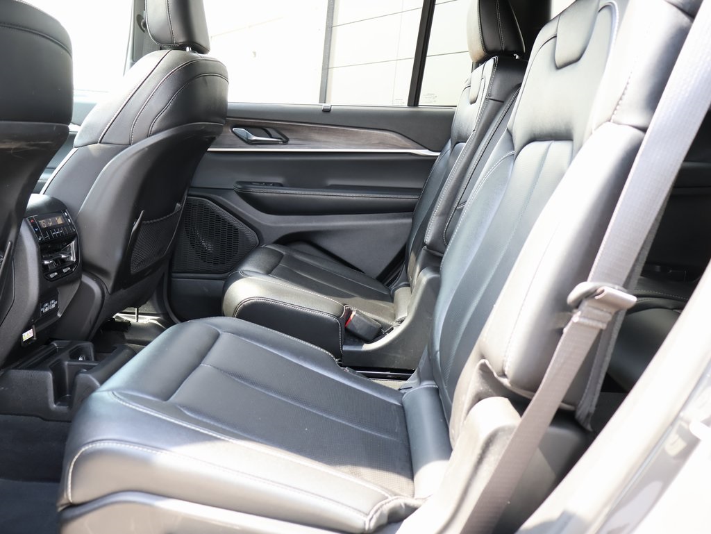 2024 Jeep Grand Cherokee Limited photo 19