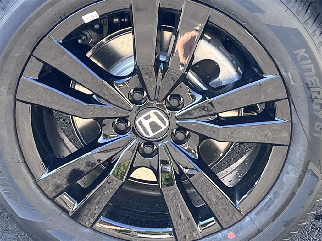 2026 Honda HR-V Sport photo 11