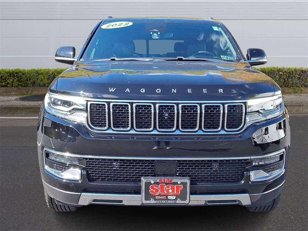 2022 Jeep Wagoneer Series III photo 2