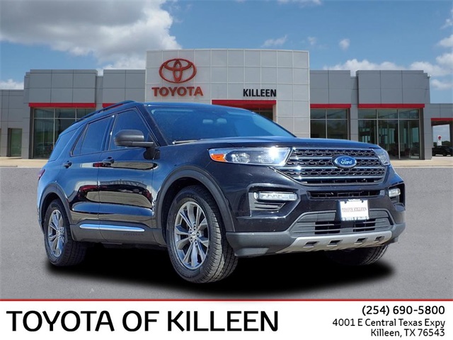 2022 Ford Explorer XLT's photo