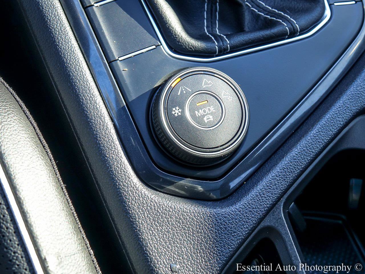 2023 VOLKSWAGEN TIGUAN - Image 17