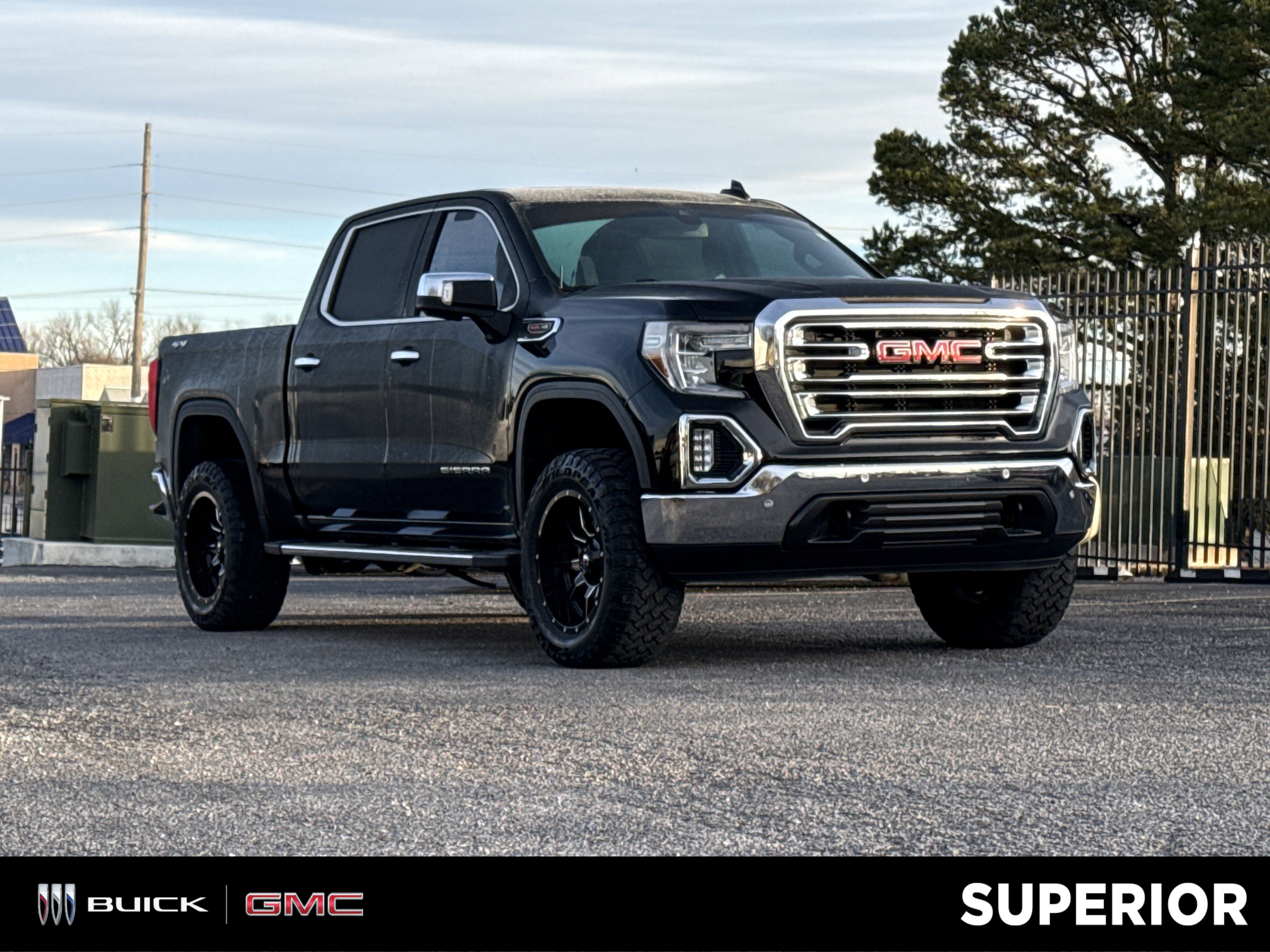 2019 GMC Sierra 1500 SLT's photo