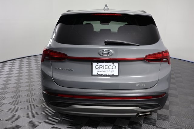 2022 Hyundai Santa Fe SE photo 5