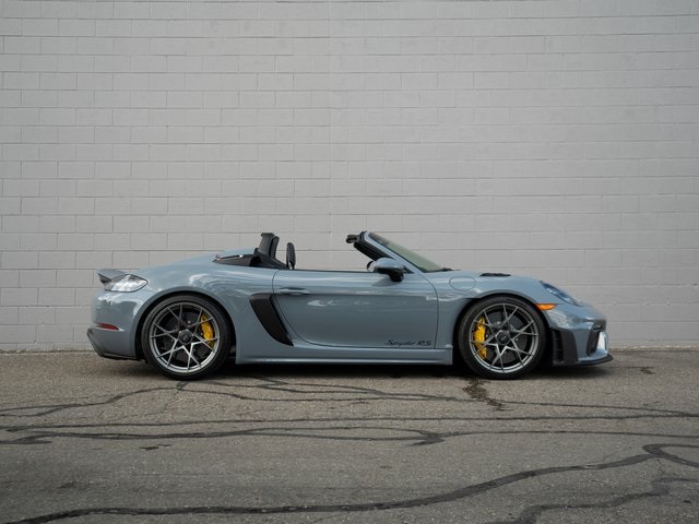 2025 Porsche Boxster Spyder photo 8