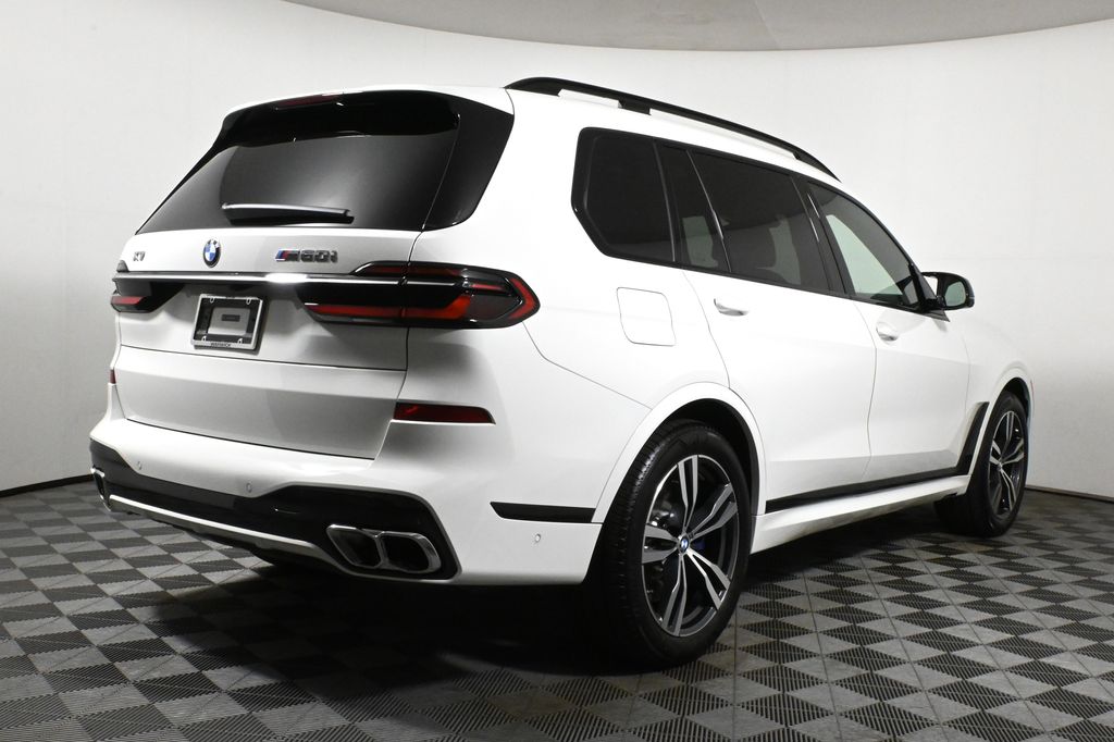 2025 Bmw X7 M60i photo 7