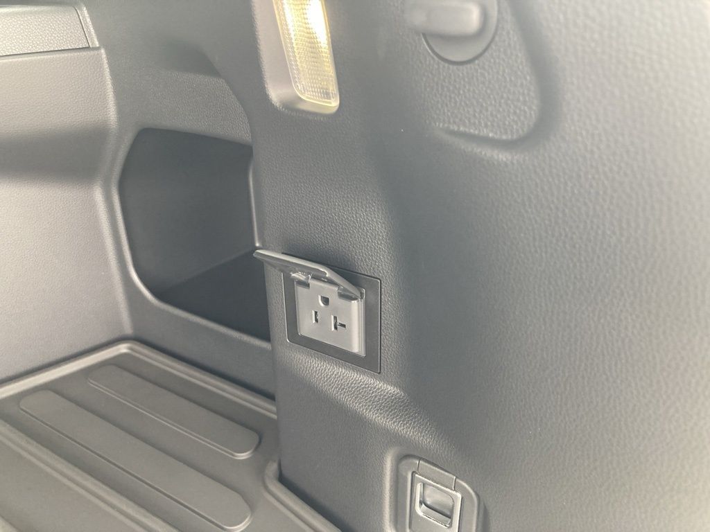 2025 Toyota 4Runner photo 25