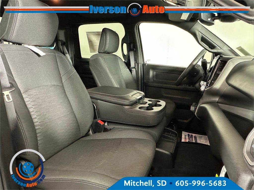 2026 Ram 2500 Tradesman photo 29