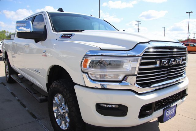 2023 Ram 2500 Laramie photo 4