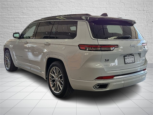 2025 Jeep Grand Cherokee L Summit photo 2