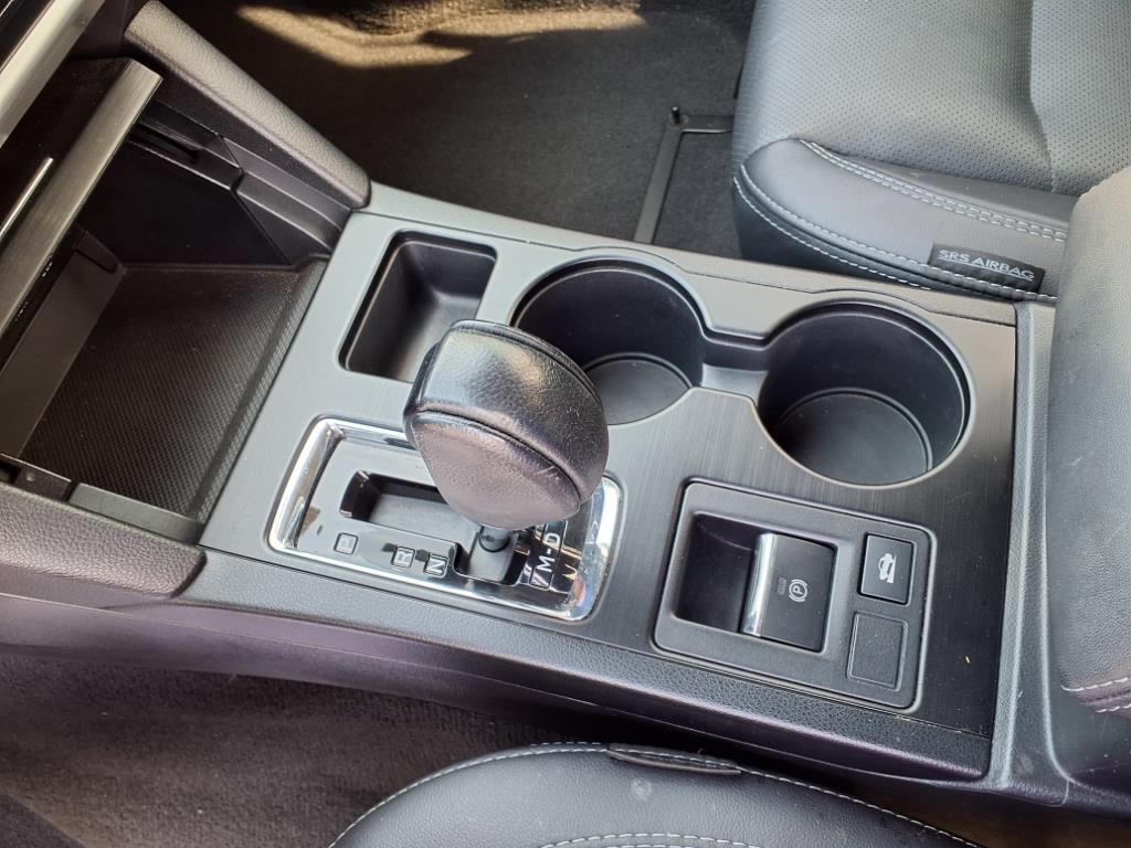 2018 Subaru Legacy Limited photo 8