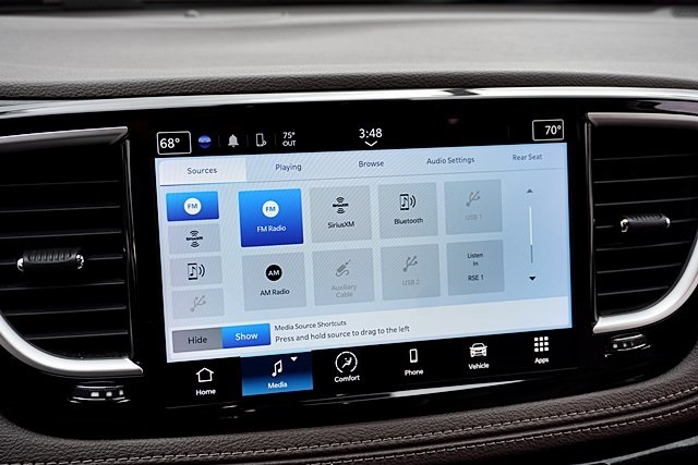 2021 Chrysler Pacifica Touring photo 27