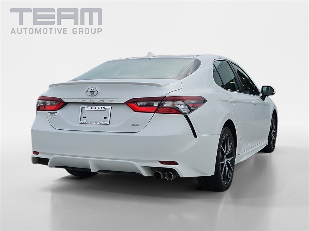 2023 Toyota Camry SE photo 7