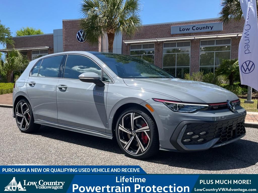 2025 Volkswagen Golf GTI SE's photo