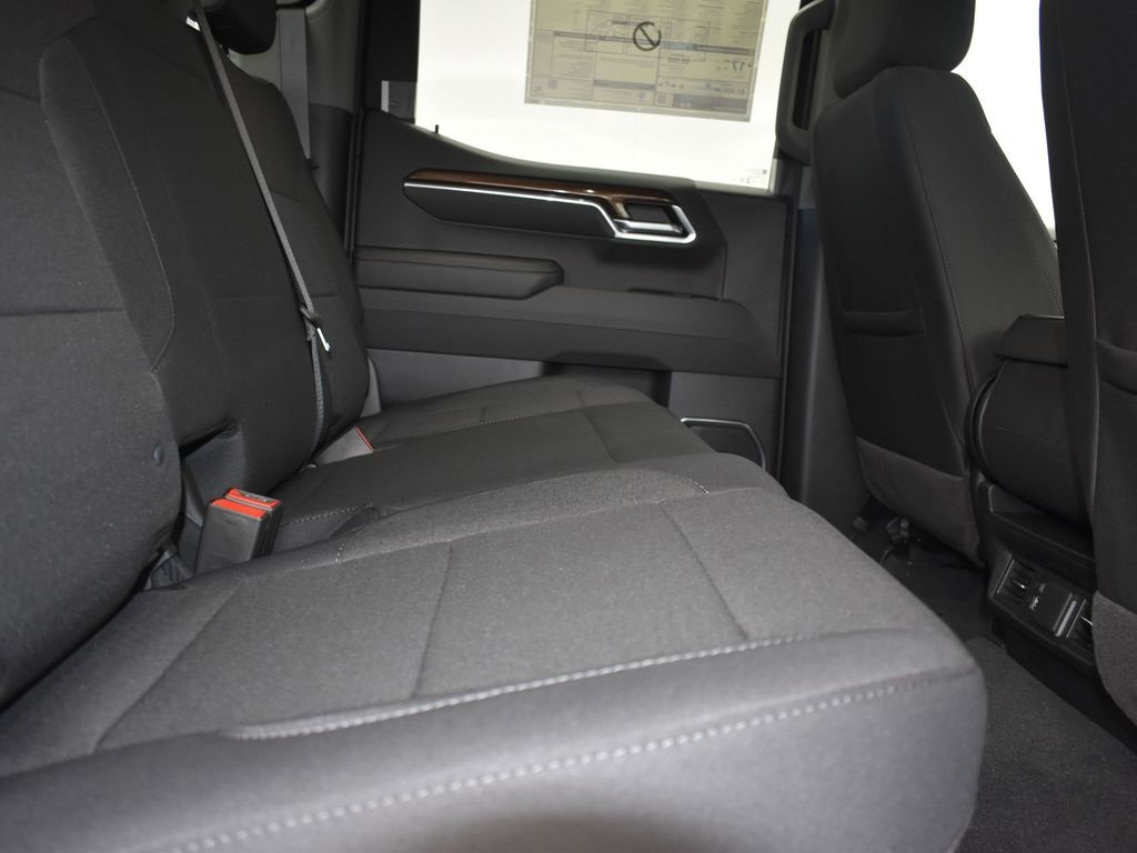 2026 Chevrolet Silverado 1500 LT photo 20