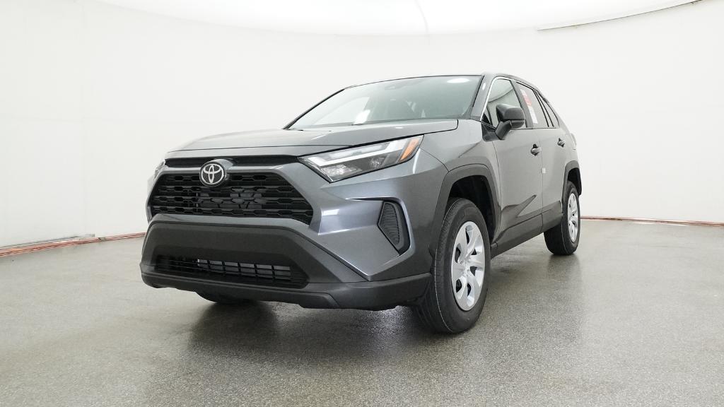 2025 Toyota RAV4 LE photo 4
