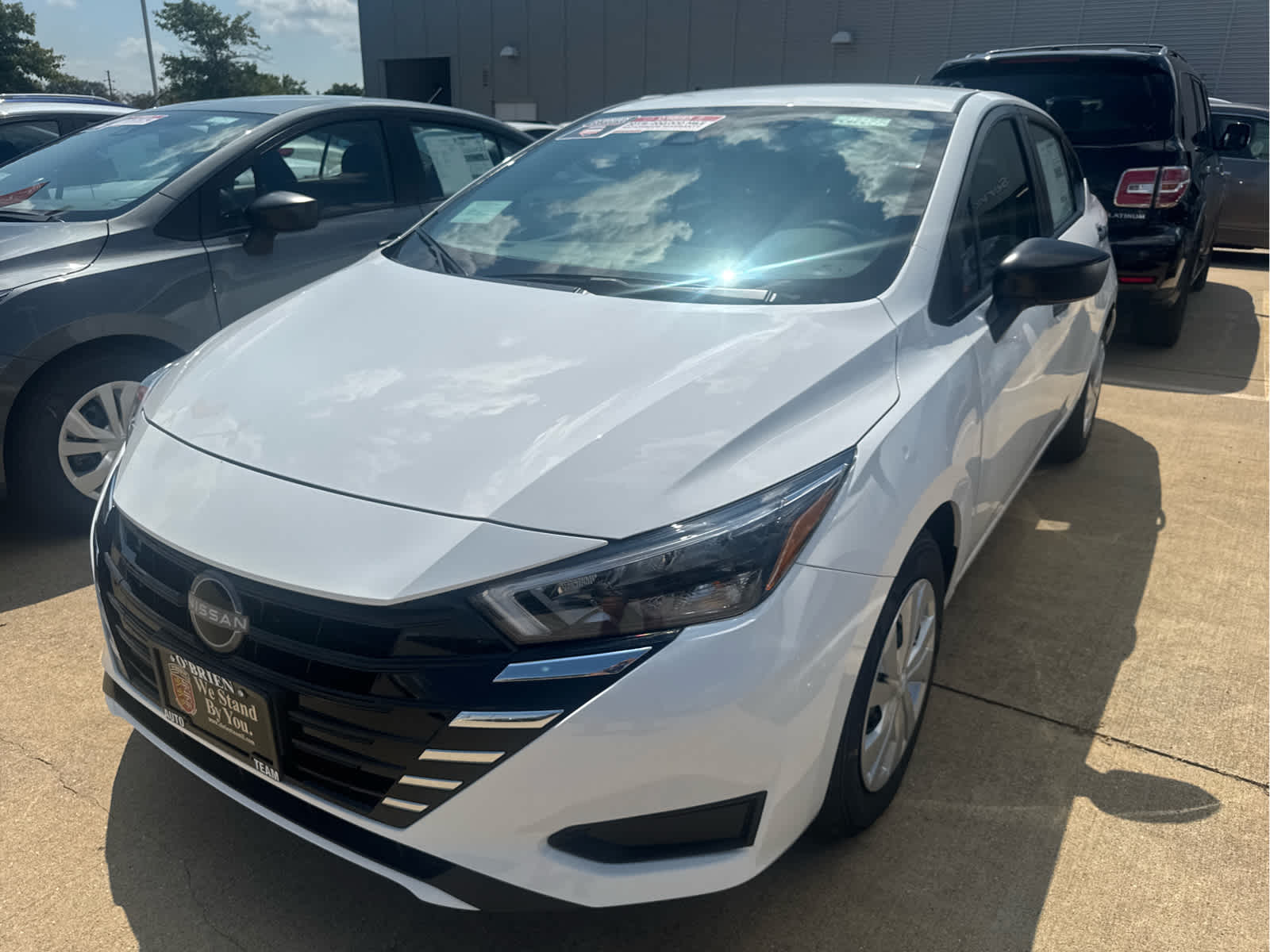 2025 Nissan Versa S photo 2