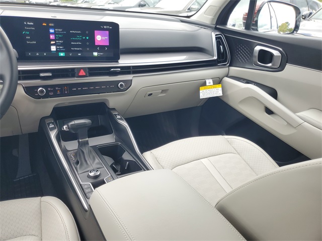 2025 Kia Sorento EX photo 12