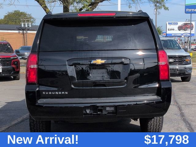 2019 Chevrolet Suburban LT photo 5