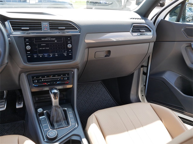 2023 Volkswagen Tiguan SE R-Line Black photo 22