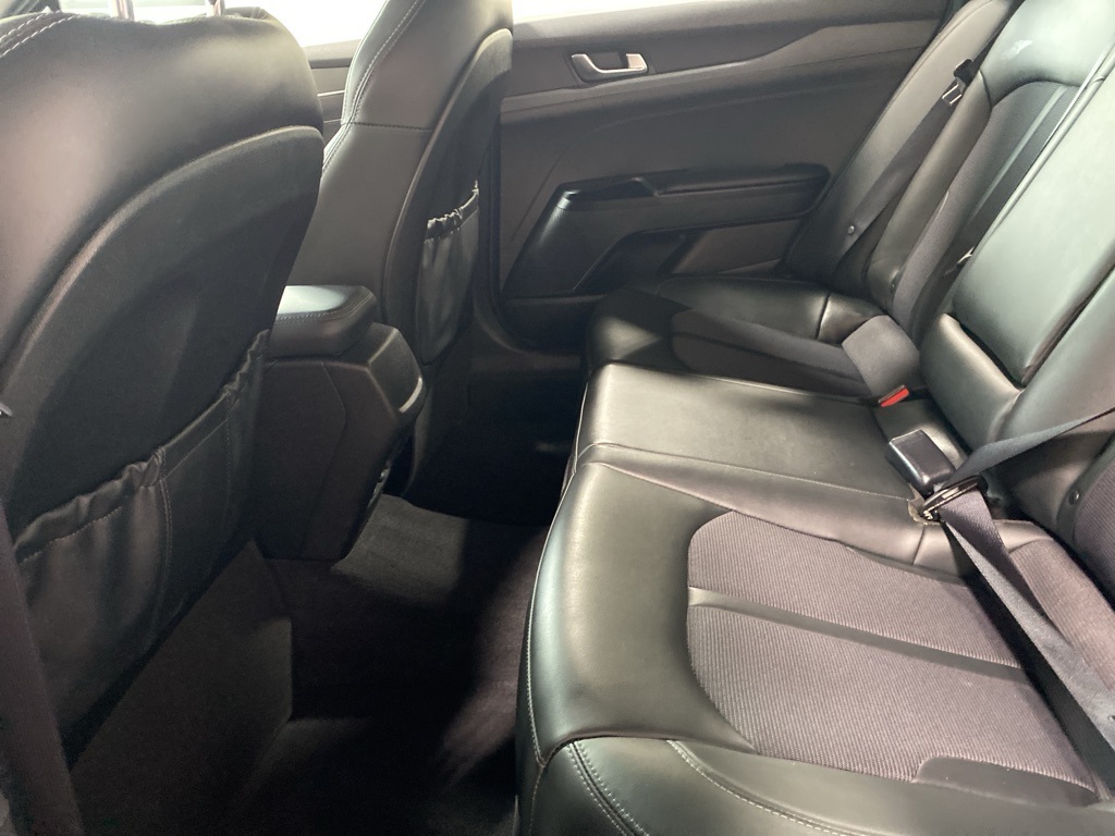 2023 Kia K5 GT-Line photo 12