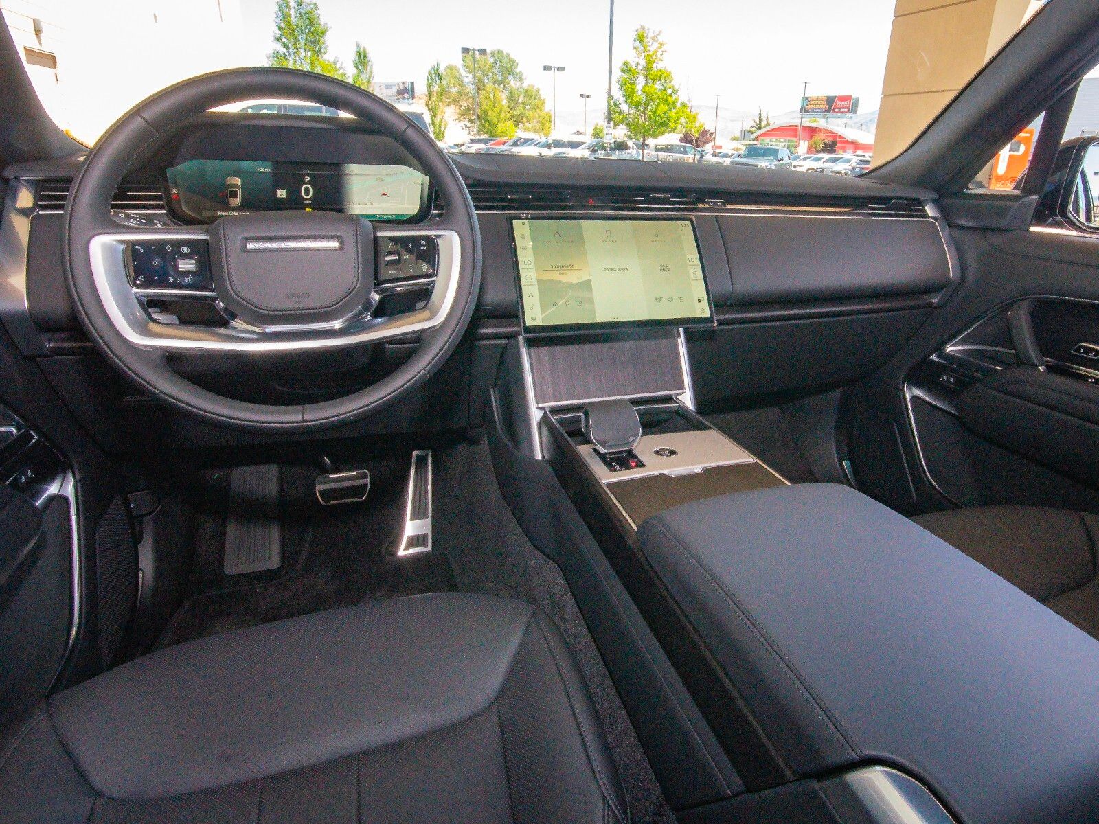 2025 Land Rover Range Rover SE photo 31