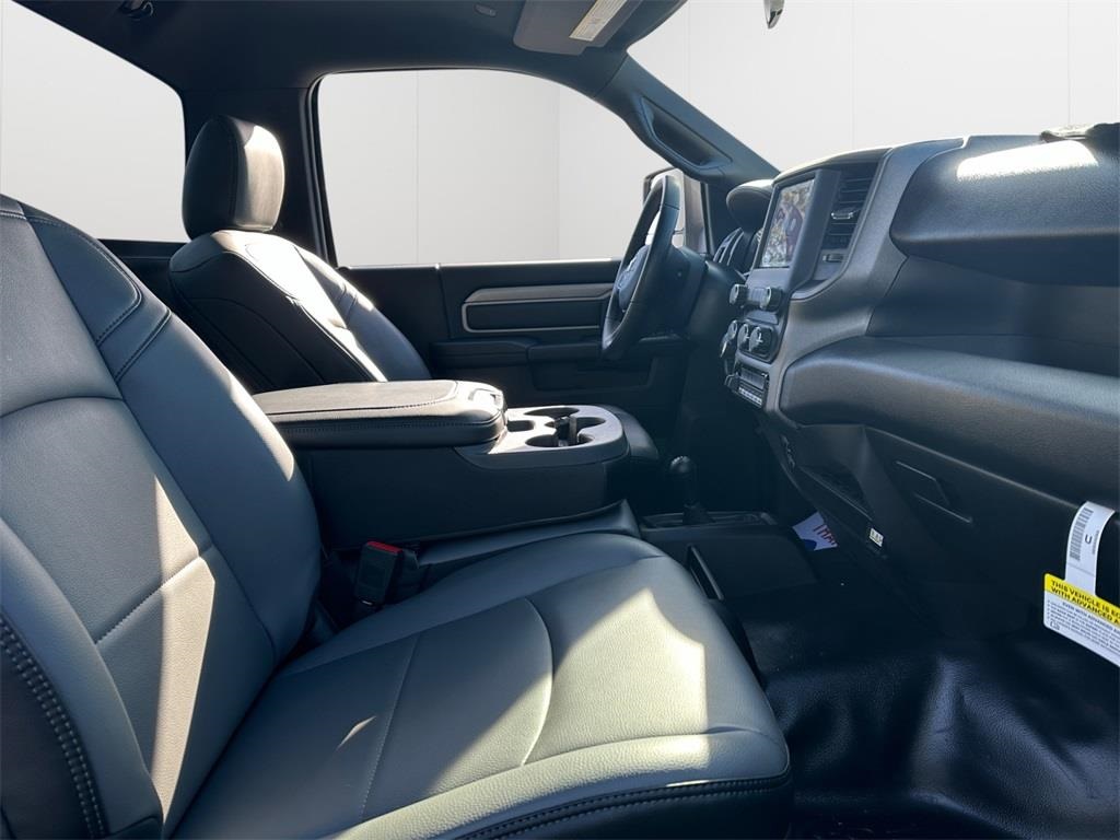 2024 Ram 2500 Tradesman photo 7