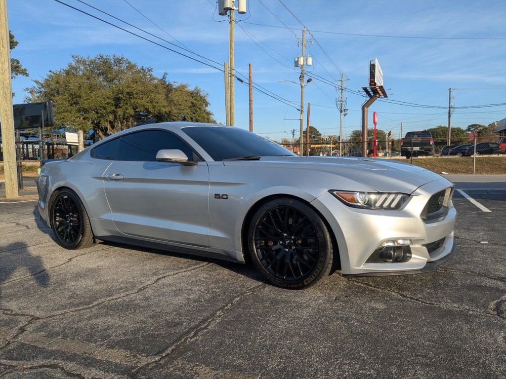 2017 Ford Mustang GT Premium's photo