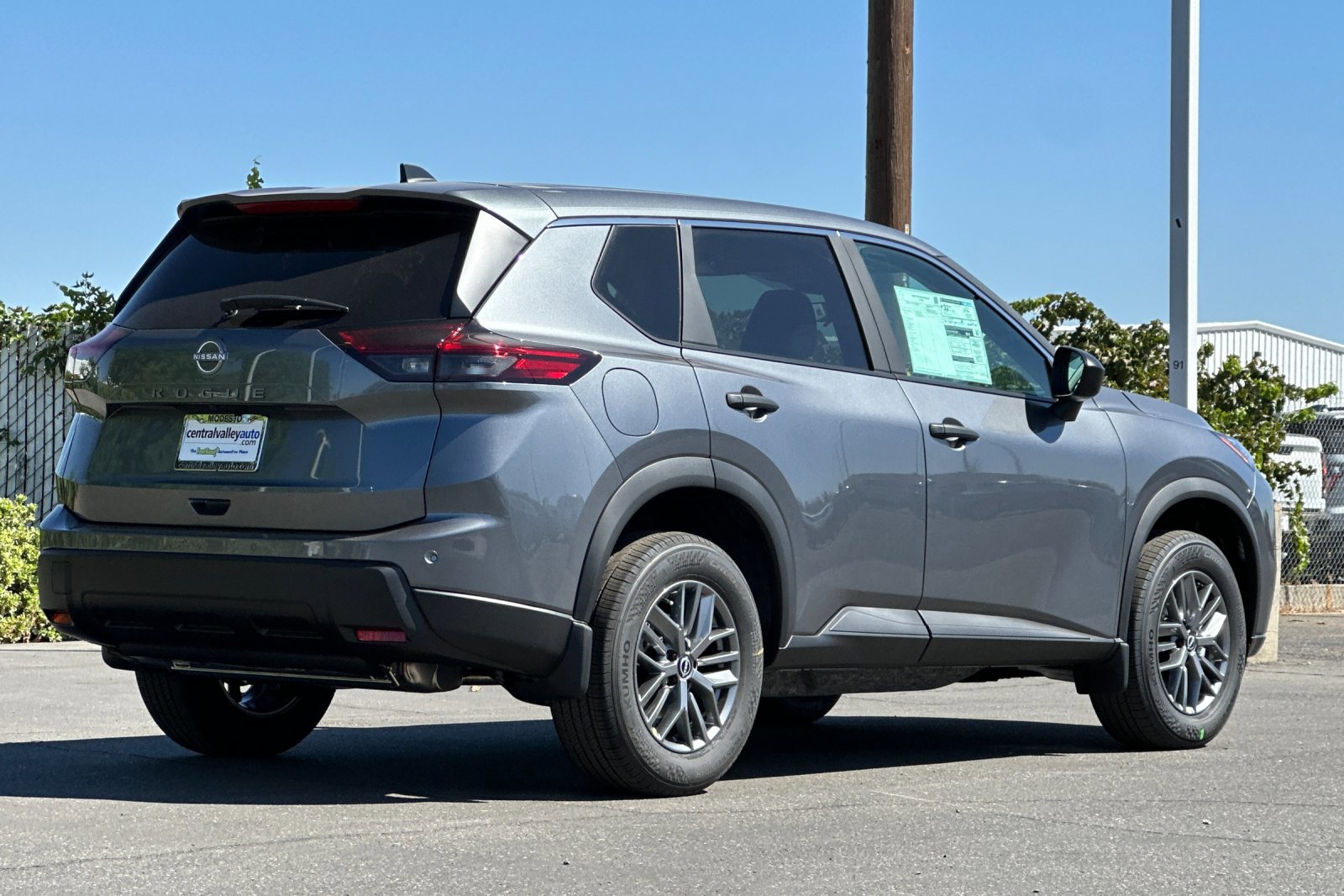 2026 Nissan Rogue S photo 4