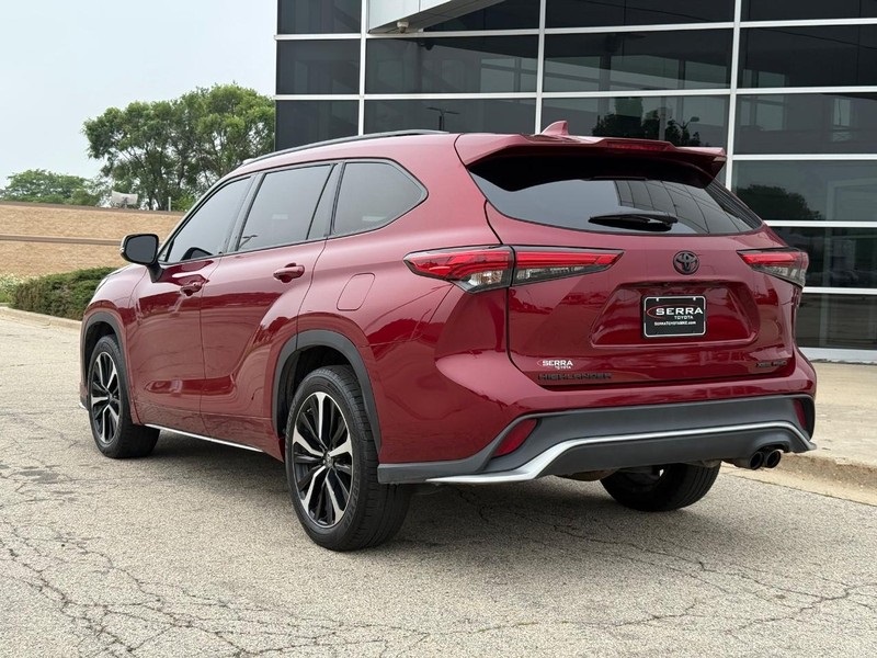 2021 Toyota Highlander XSE photo 4