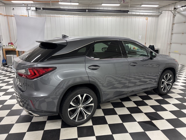 2017 Lexus RX photo 3