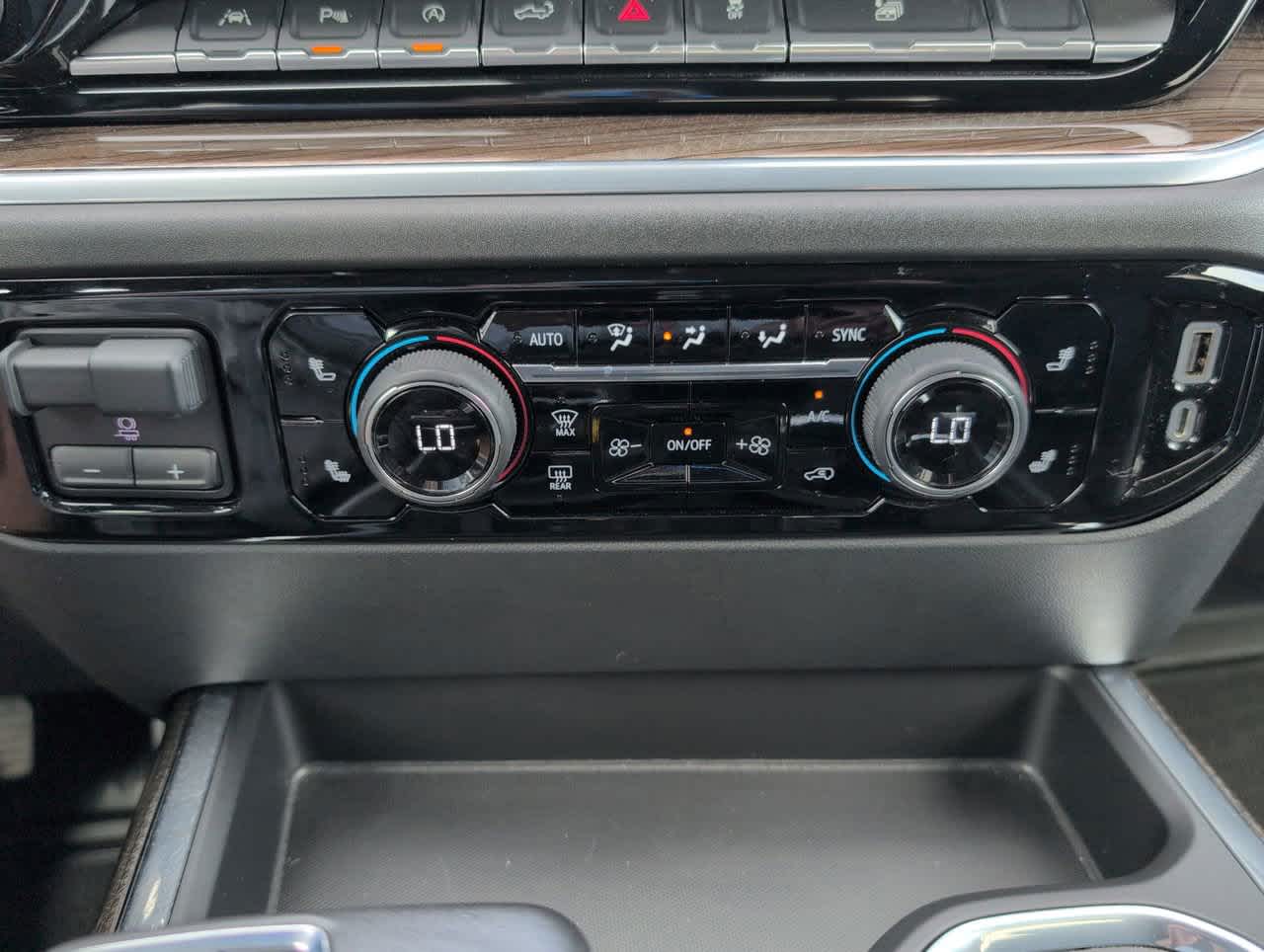 2022 Chevrolet Silverado 1500 RST photo 27
