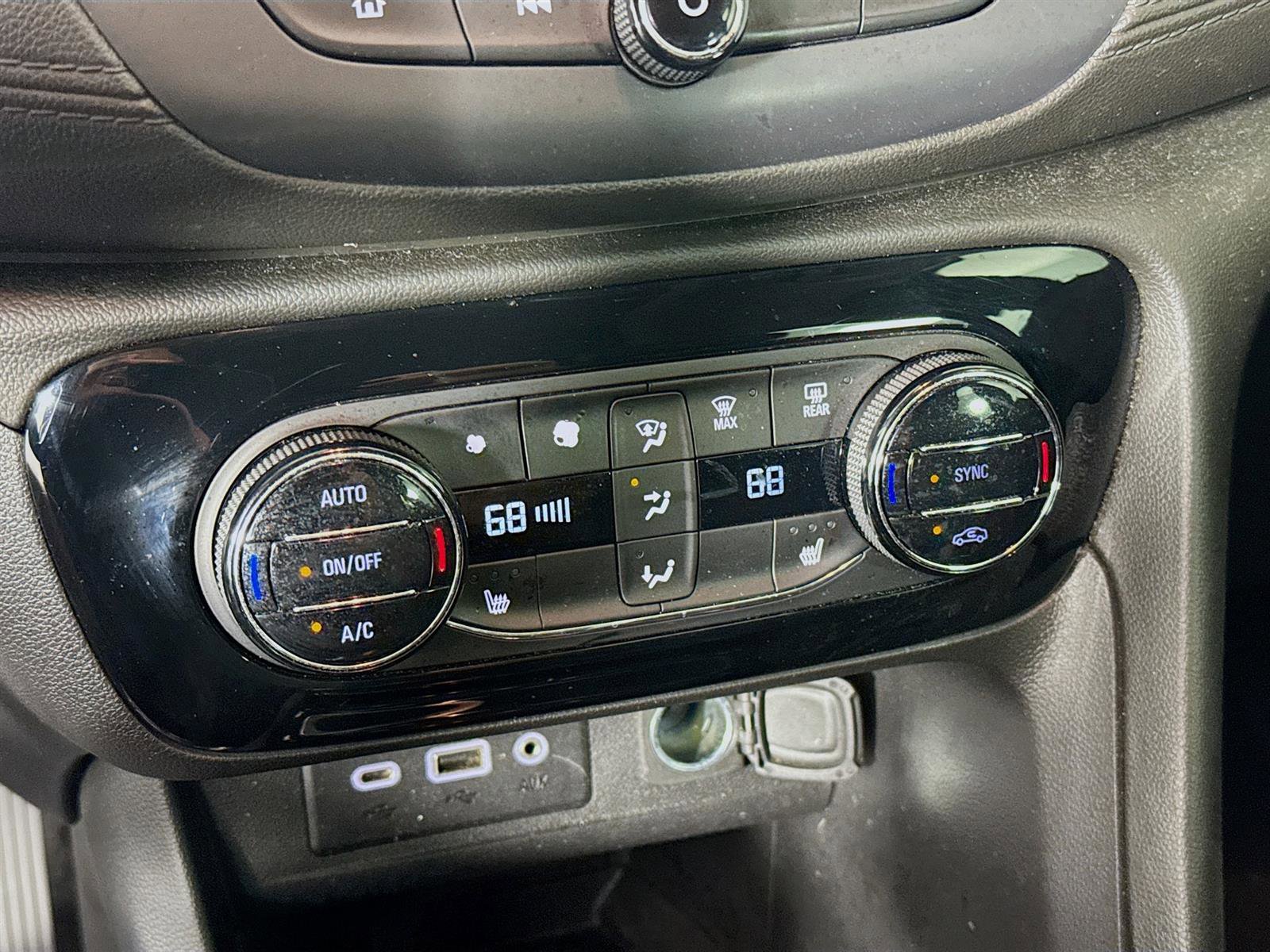 2021 Buick Encore GX Essence photo 16