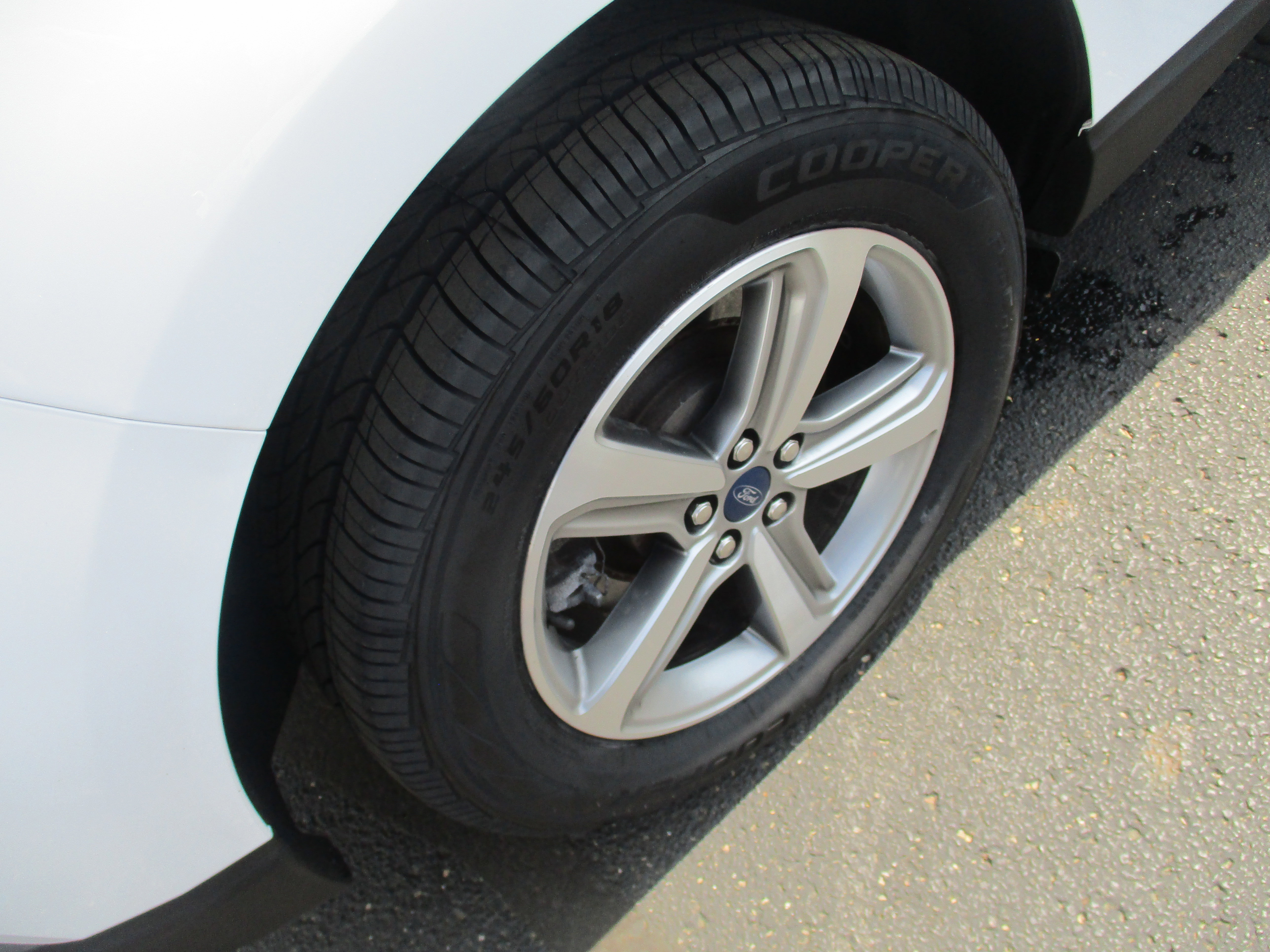 2022 Ford Edge SEL photo 12