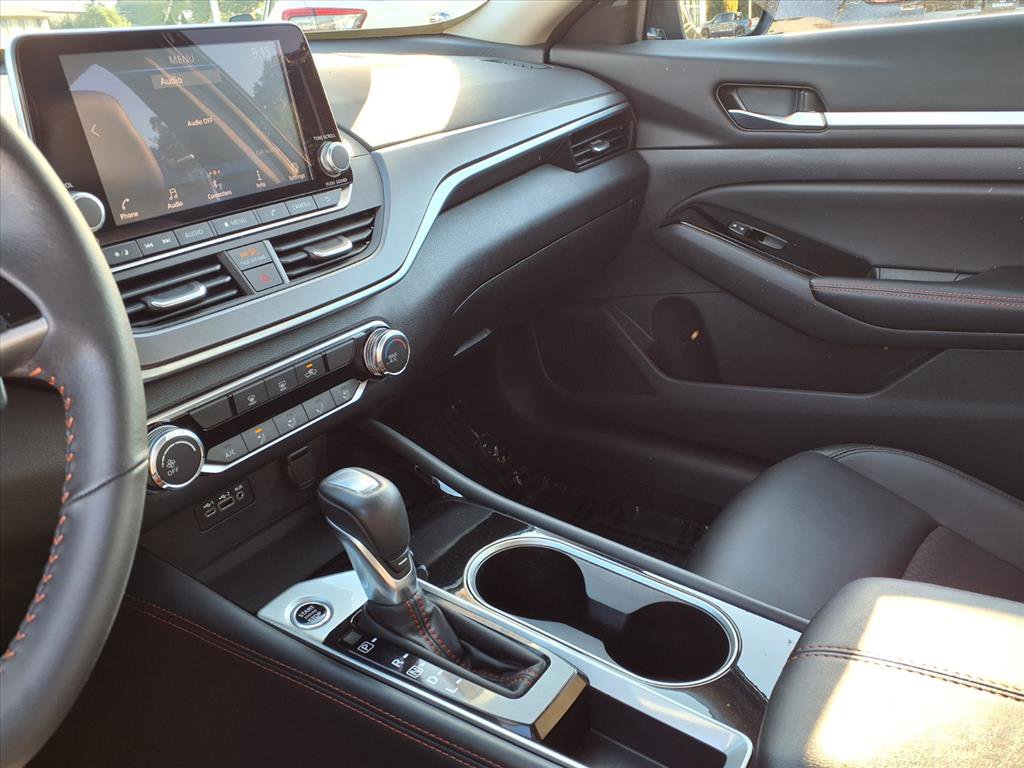 2024 Nissan Altima 2.5 SR photo 20
