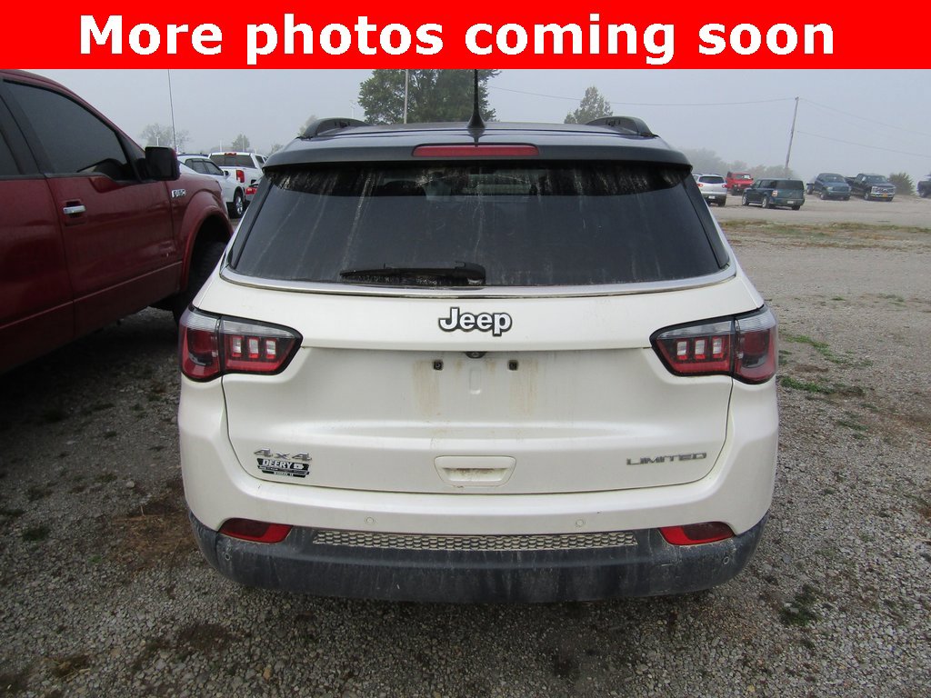 2017 Jeep Compass Limited photo 4