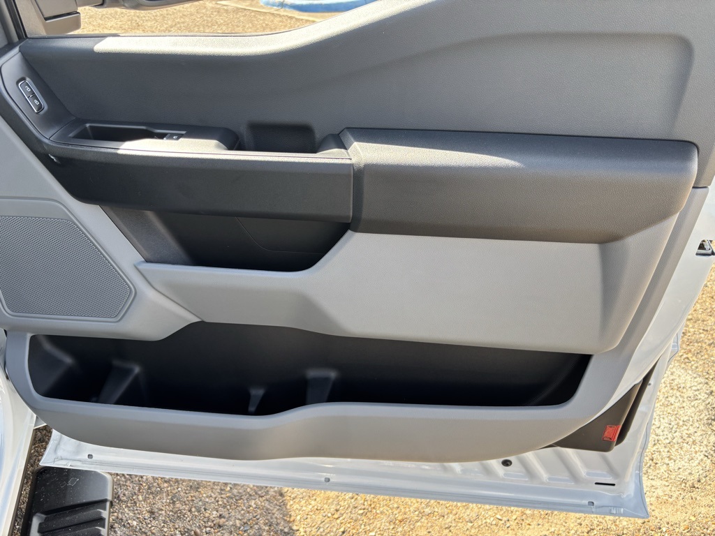 2026 Ford F-350 XL photo 20
