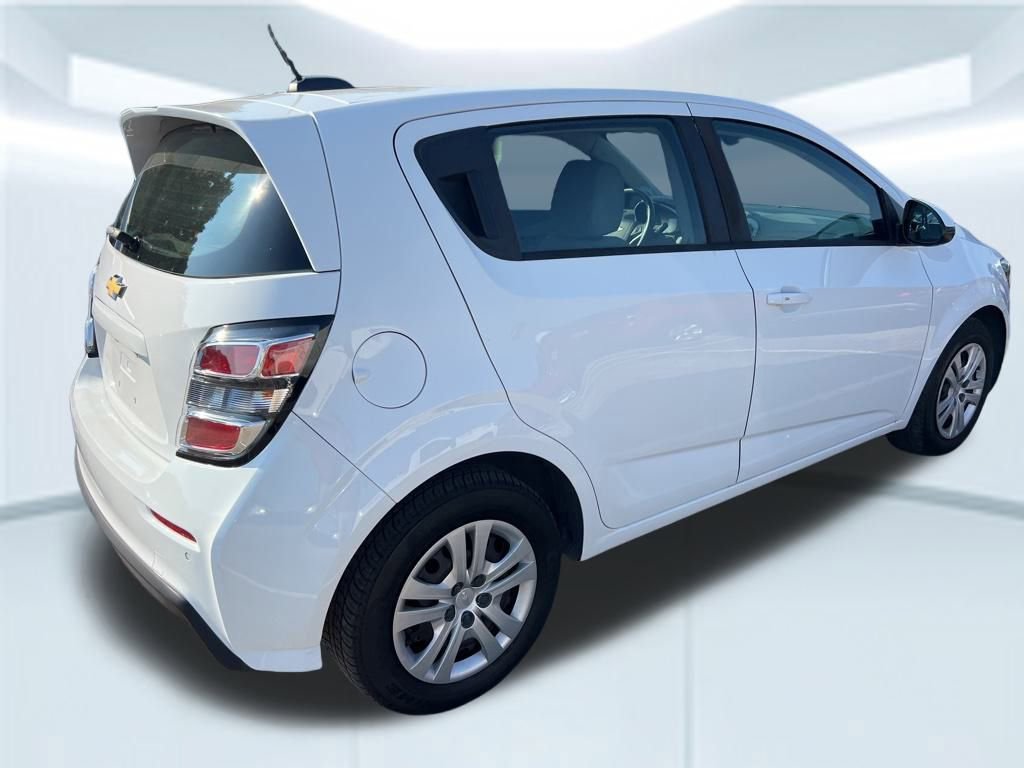 2020 Chevrolet Sonic LT photo 4