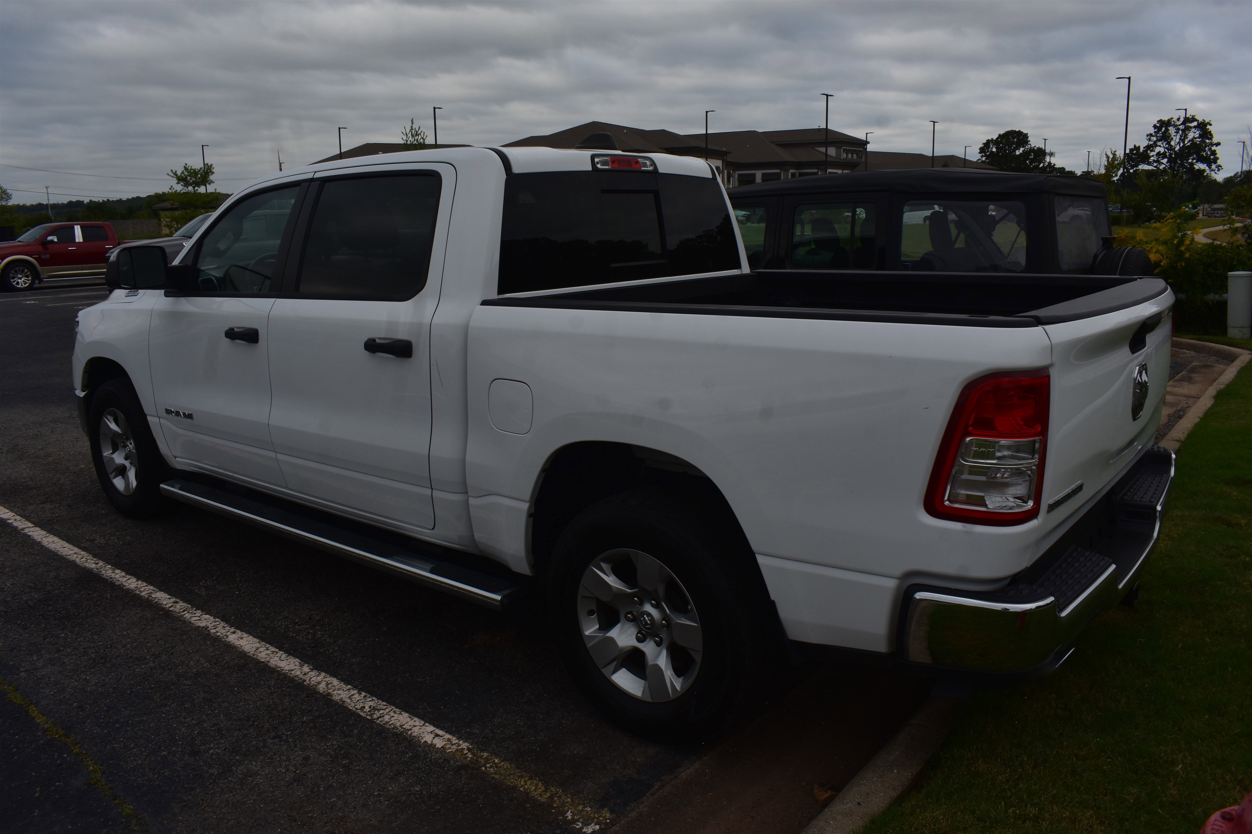 2023 Ram 1500 Big Horn photo 3