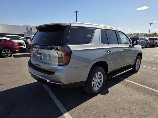 2026 Chevrolet Tahoe LS photo 4