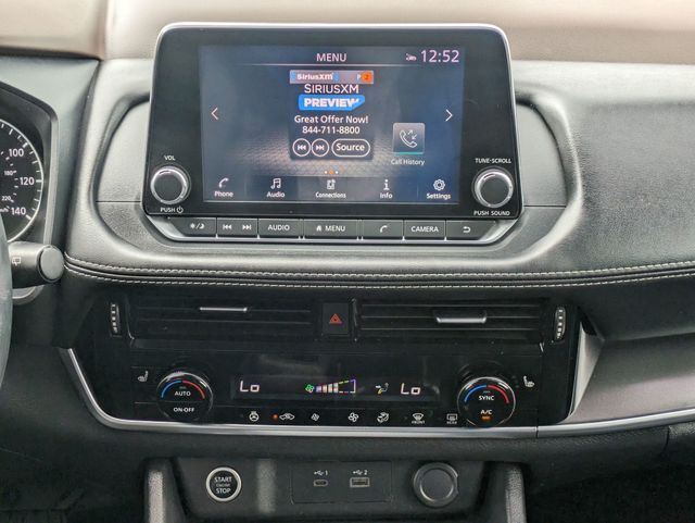 2022 Nissan Rogue SV photo 19