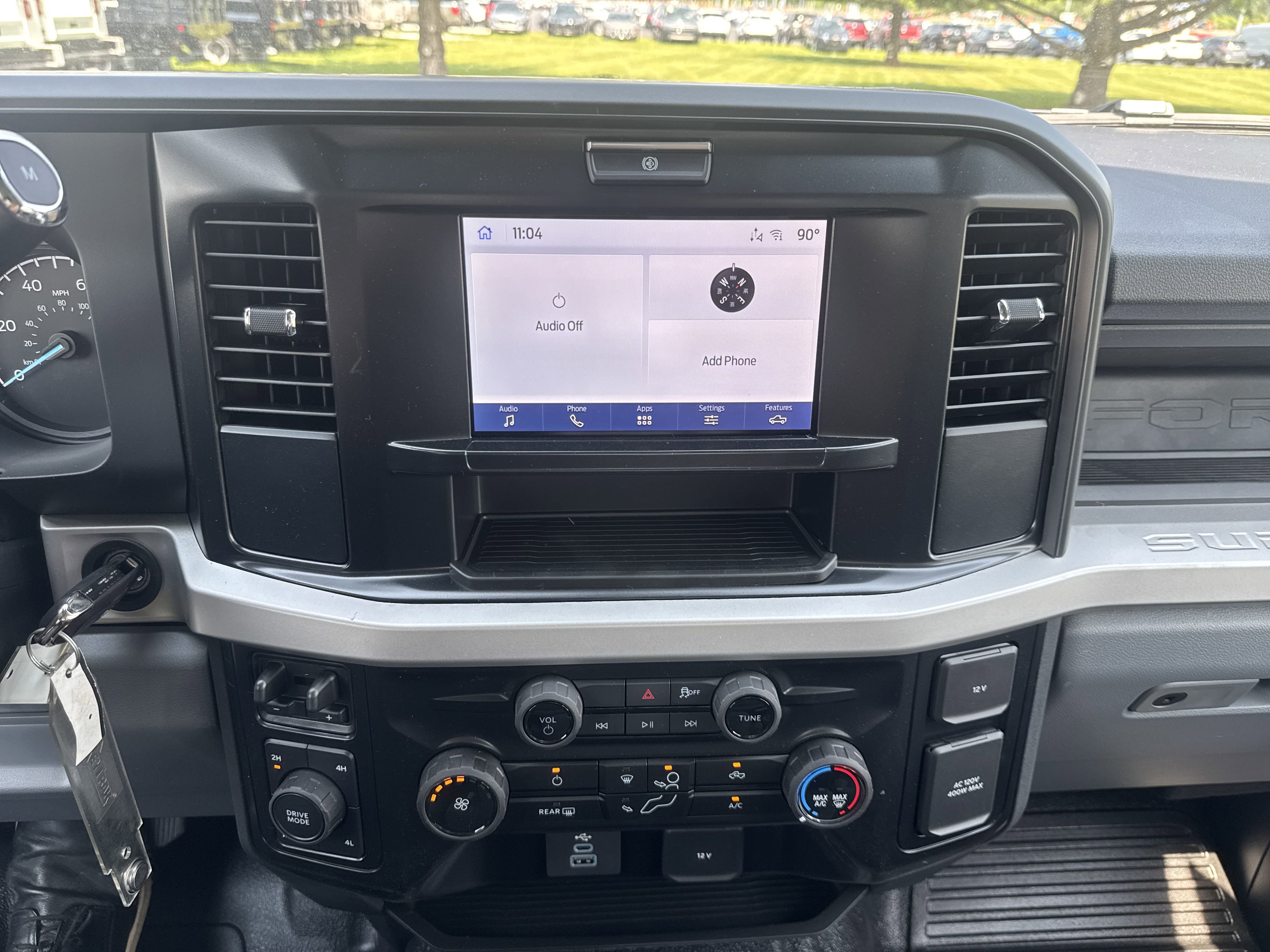 2025 Ford F-250 XL photo 3