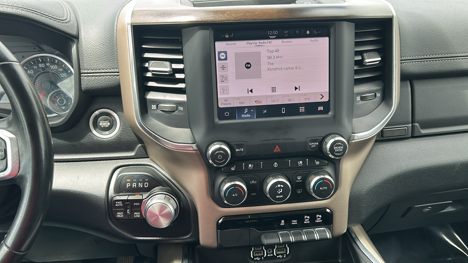 2022 Ram 1500 Laramie photo 24