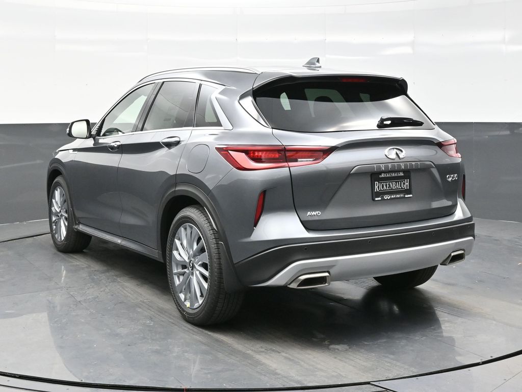 2025 Infiniti QX50 Luxe photo 4