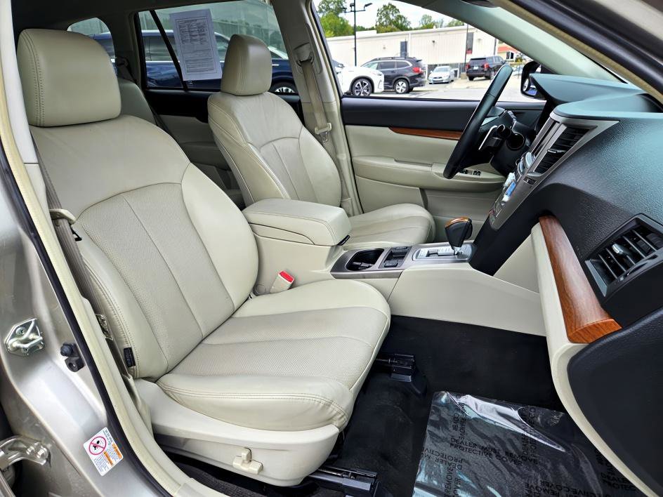 2014 Subaru Outback 2.5i Limited photo 15